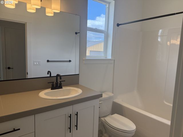 1200 Rachel Ln, Molalla, OR 97038