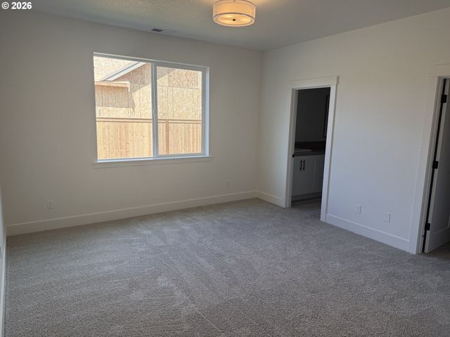 1200 Rachel Ln, Molalla, OR 97038