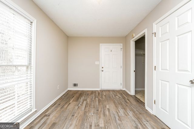 232 Farmbrook Parkway, Stockbridge, GA 30281