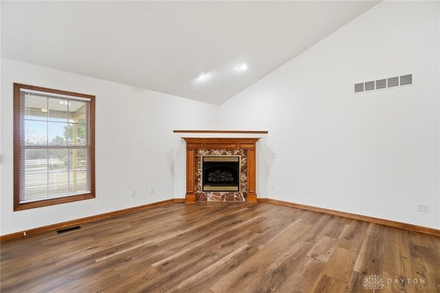 9048 Bedford Court, Clearcreek Twp, OH 45458