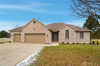 9048 Bedford Court, Clearcreek Twp, OH 45458