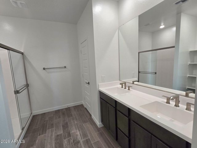 12555 W CHASE Lane, Avondale, AZ 85323