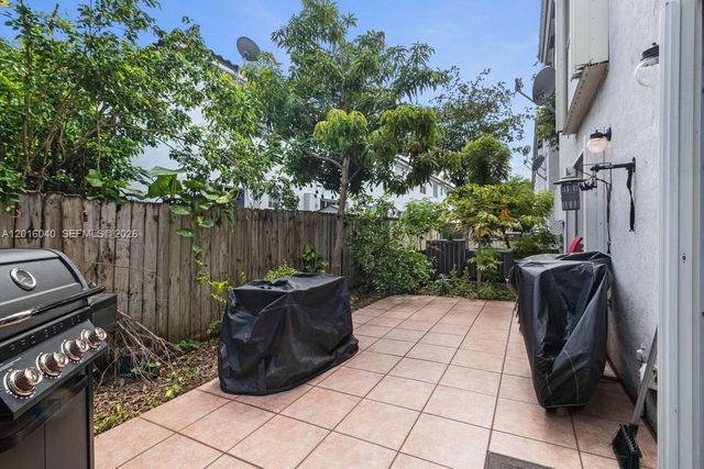 5605 NW 109th Ave 71, Doral, FL 33178