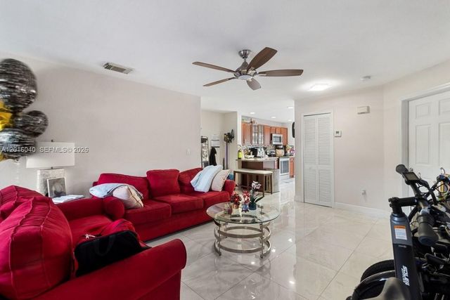 5605 NW 109th Ave 71, Doral, FL 33178