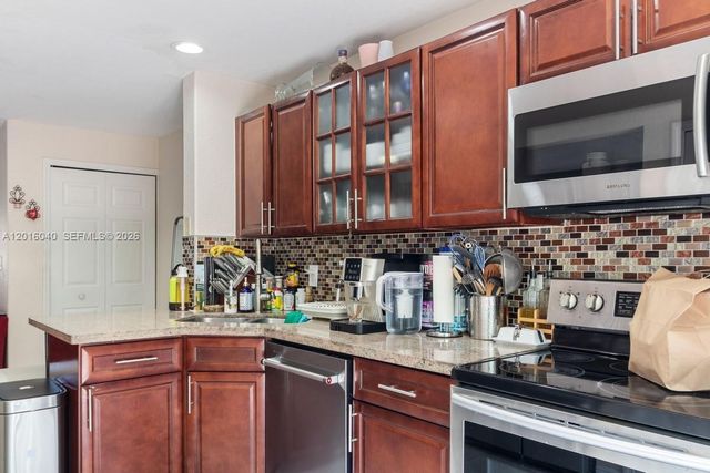 5605 NW 109th Ave 71, Doral, FL 33178
