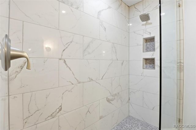 809 Inverie Drive, Inverness, FL 34453