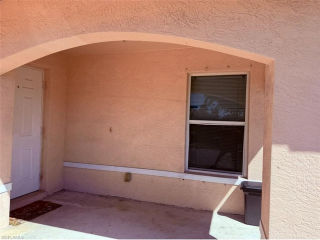 541 Hancock Bridge PKWY, Cape Coral, FL 33990