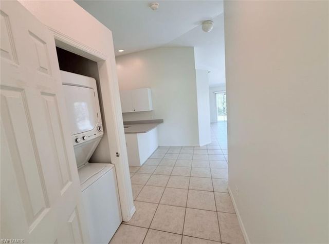 541 Hancock Bridge PKWY, Cape Coral, FL 33990