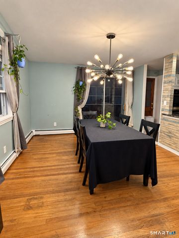 23 Coach Circle, Windsor, CT 06095