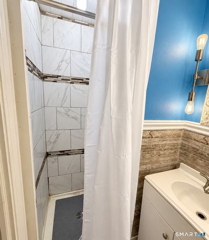 23 Coach Circle, Windsor, CT 06095