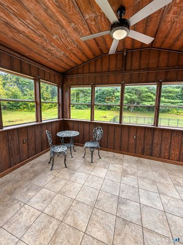23 Coach Circle, Windsor, CT 06095