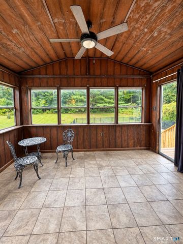 23 Coach Circle, Windsor, CT 06095