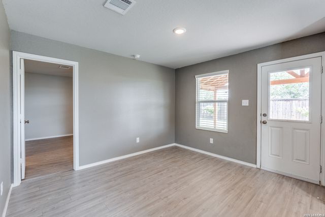 10535 Hammock Hill, Converse, TX 78109