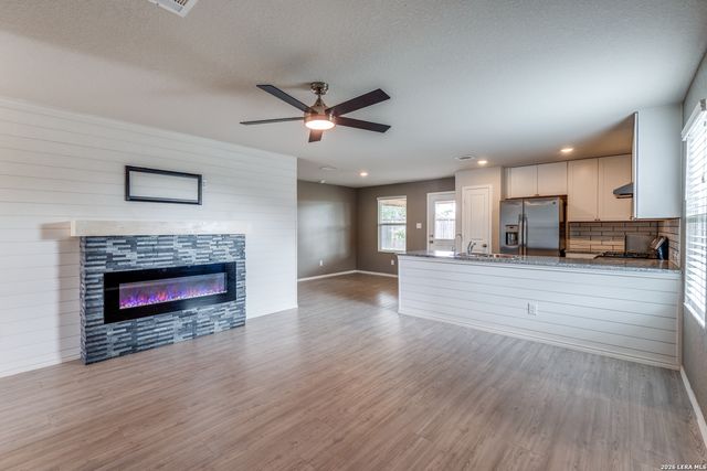 10535 Hammock Hill, Converse, TX 78109