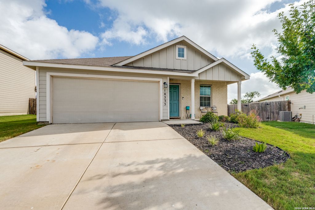 10535 Hammock Hill, Converse, TX 78109