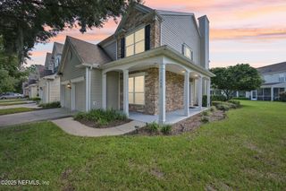 11000 CASTLEMAIN Circle E, Jacksonville, FL 32256