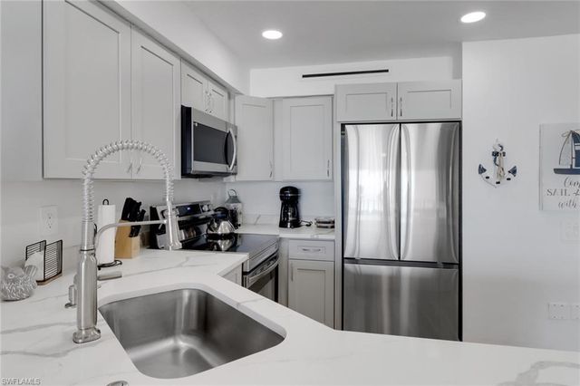 25850 Hickory BLVD 102, Bonita Springs, FL 34134