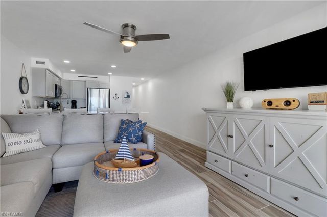 25850 Hickory BLVD 102, Bonita Springs, FL 34134