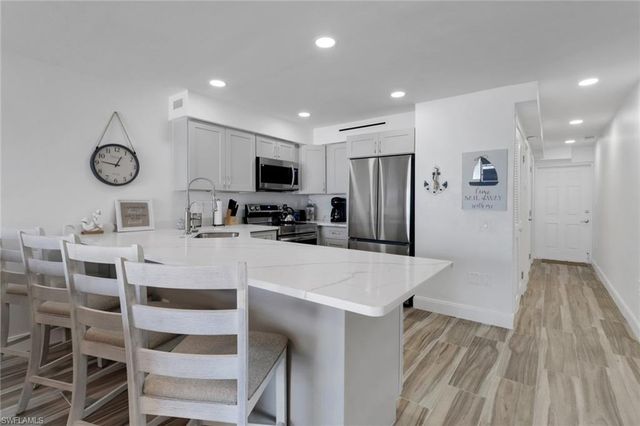 25850 Hickory BLVD 102, Bonita Springs, FL 34134