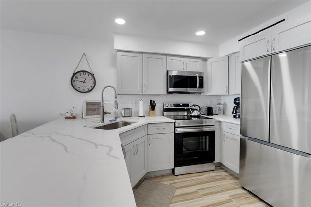 25850 Hickory BLVD 102, Bonita Springs, FL 34134