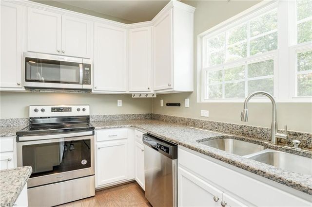 901 13th ST, Virginia Beach, VA 23451