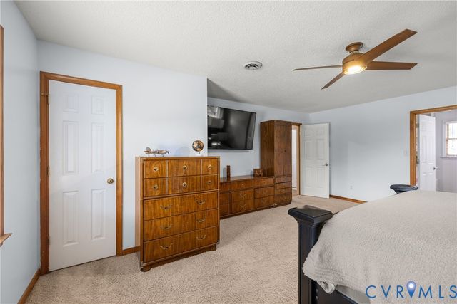 13901 Berkley Davis Dr, Chesterfield, VA 23838