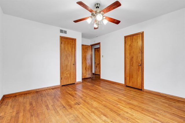 1803 Sea Queen Court, Houston, TX 77008