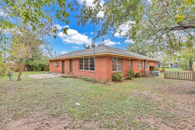 1803 Sea Queen Court, Houston, TX 77008