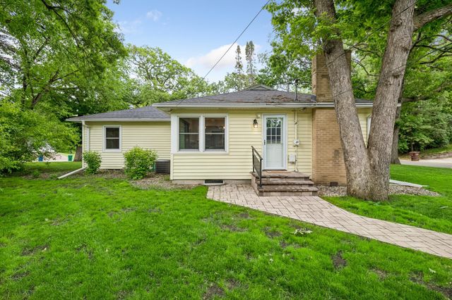 1501 Valders Avenue N, Golden Valley, MN 55427