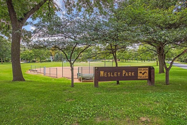 1501 Valders Avenue N, Golden Valley, MN 55427