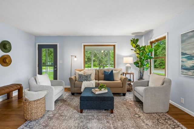 1501 Valders Avenue N, Golden Valley, MN 55427