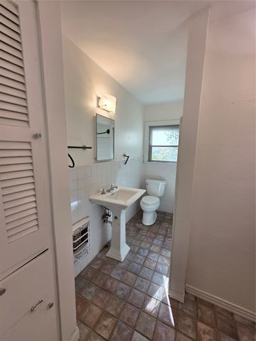 3449 Oak Creek Circle, Dallas, TX 75227