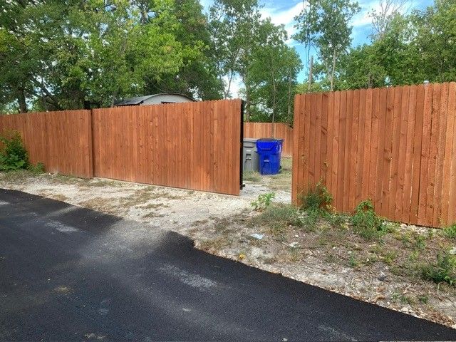 3449 Oak Creek Circle, Dallas, TX 75227