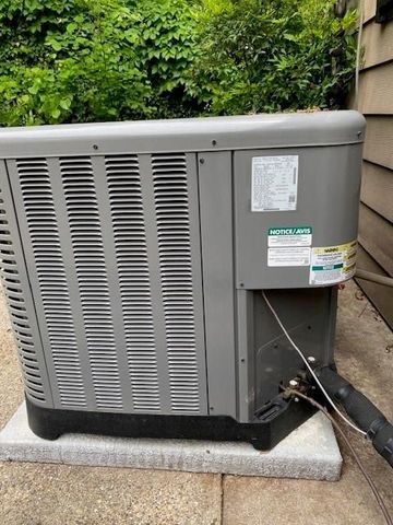 3449 Oak Creek Circle, Dallas, TX 75227