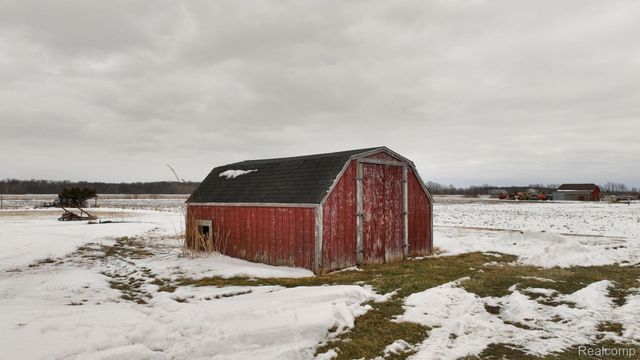 2770 N Geeck Road, Vernon Township, MI 48817