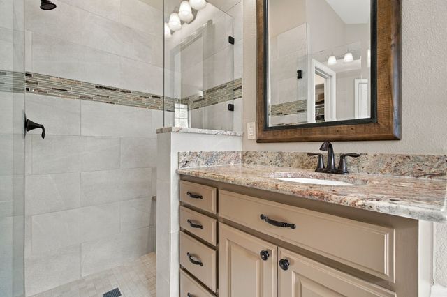 520 Camilla Lane, Lantana, TX 76226