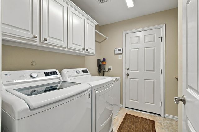 520 Camilla Lane, Lantana, TX 76226