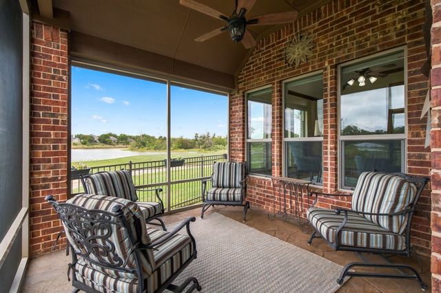 520 Camilla Lane, Lantana, TX 76226