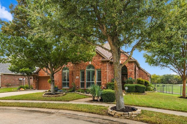 520 Camilla Lane, Lantana, TX 76226