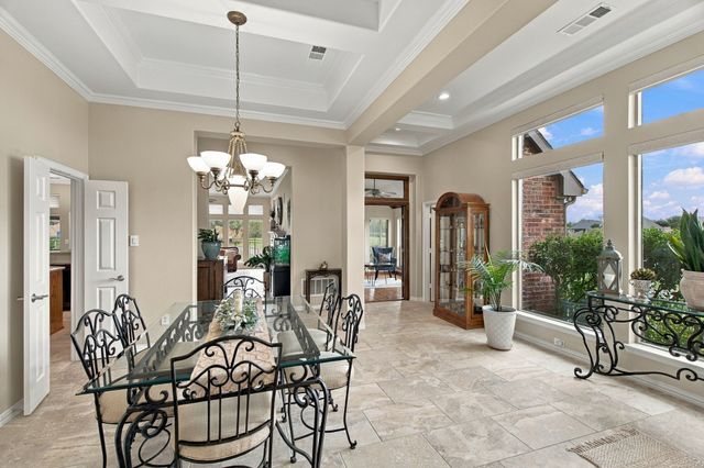 520 Camilla Lane, Lantana, TX 76226
