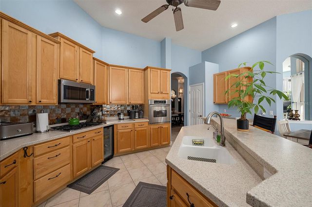 8507 PORTAGE AVENUE, Tampa, FL 33647