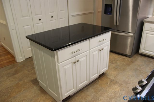 3819 Pebble Creek Rd, Midlothian, VA 23112