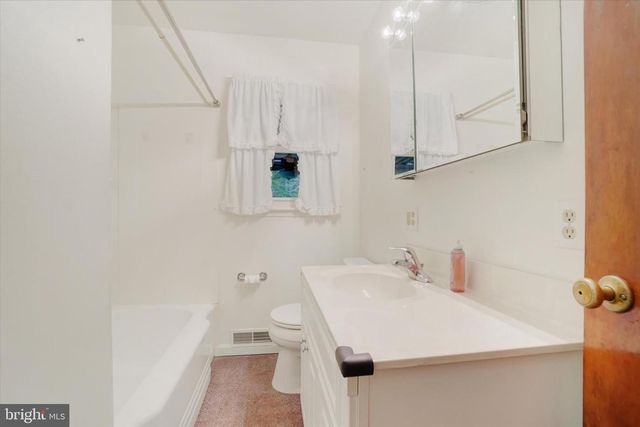 304 E COOVER ST, Mechanicsburg, PA 17055