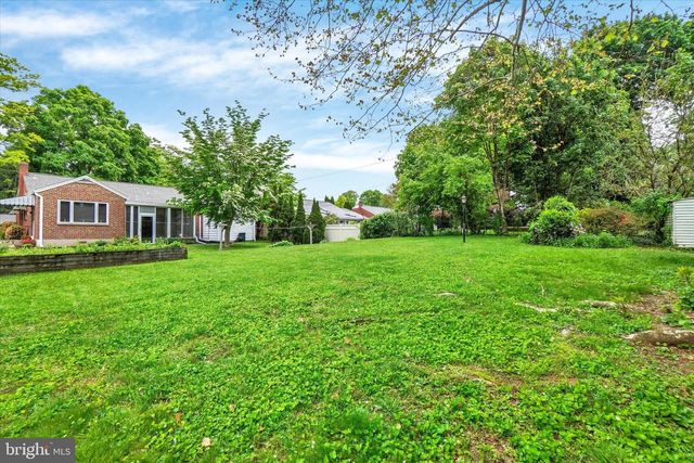 304 E COOVER ST, Mechanicsburg, PA 17055