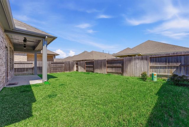 1338 Lakeside Creek Road, Magnolia, TX 77354
