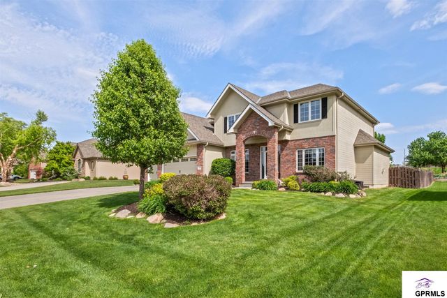 4205 N 195 Street, Elkhorn, NE 68022