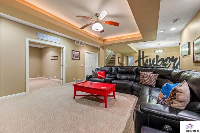 4205 N 195 Street, Elkhorn, NE 68022