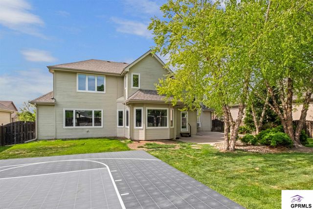 4205 N 195 Street, Elkhorn, NE 68022