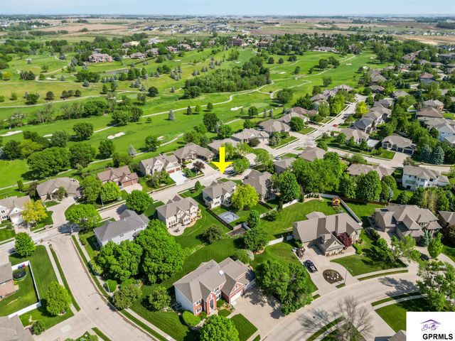 4205 N 195 Street, Elkhorn, NE 68022