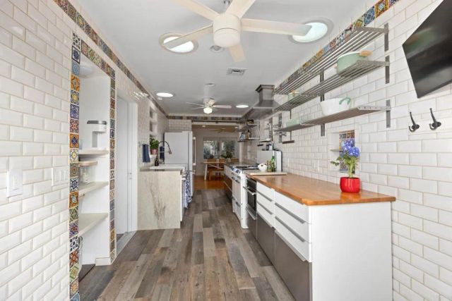 1204 California Street, Oceanside, CA 92054